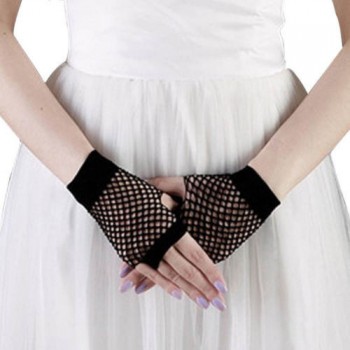 Fingerless gloves in mesh